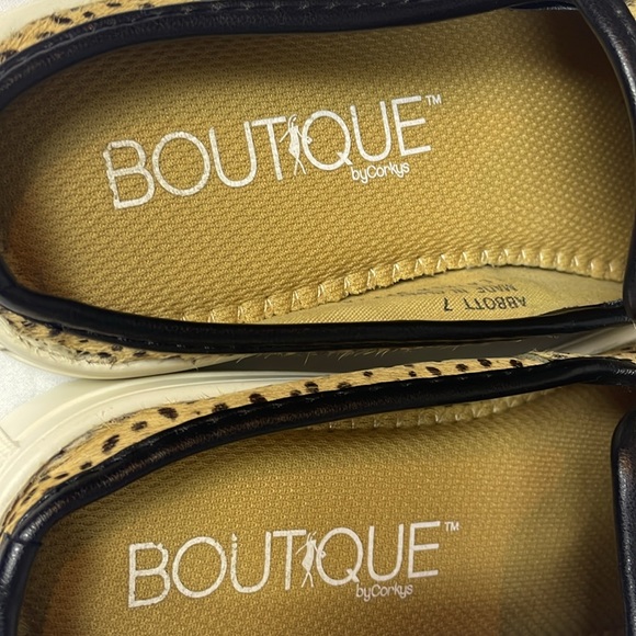 EUC Boutique By Corkys “Abbott” Tan Leopard Print Slides Women’s Size 7 - Picture 4 of 8